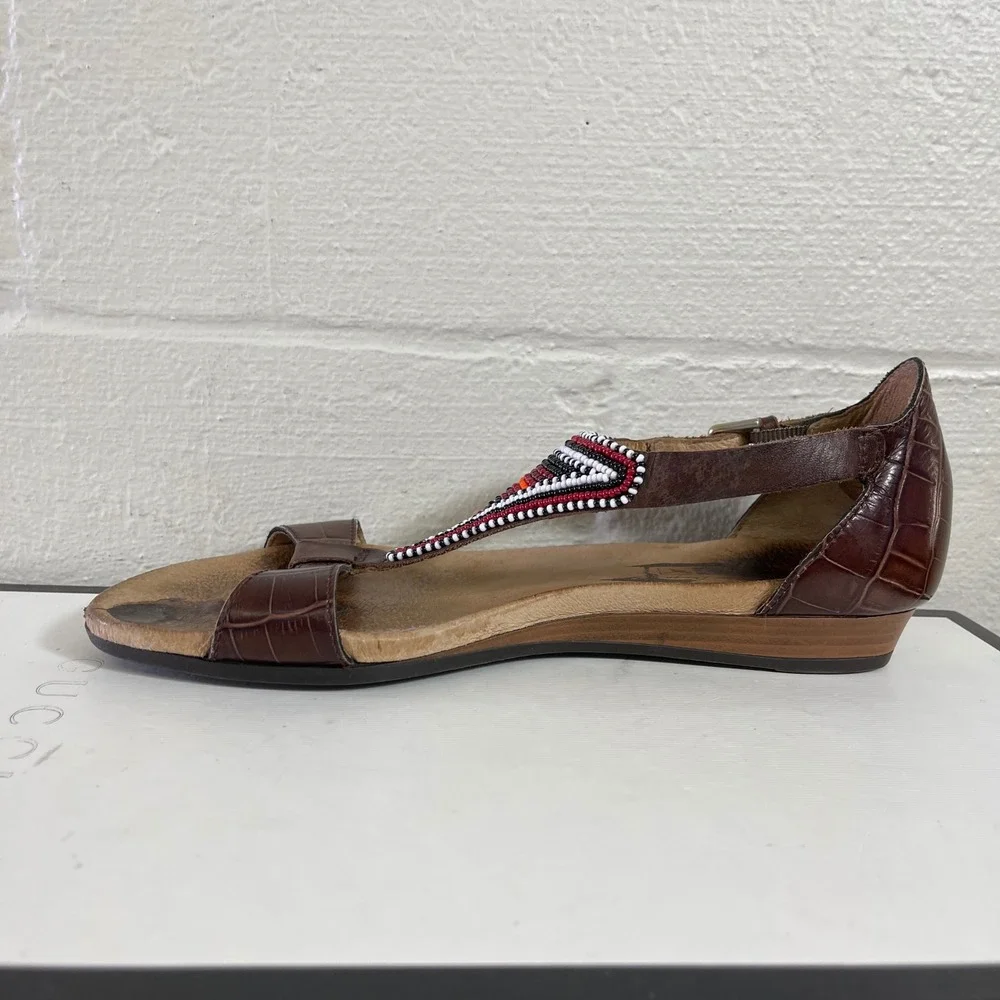 PIKOLINOS beaded leather